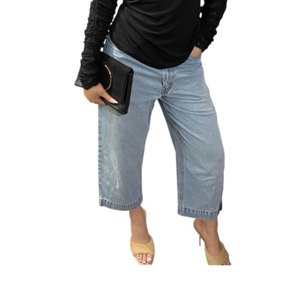 L.L. Bean Blue Ankle Cropped Jeans Relaxed Fit - Picture 1 of 3